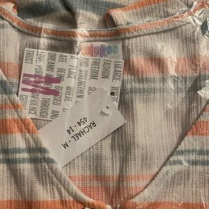 LuLaRoe Medium Rachael No sleeve top NWT